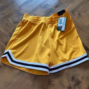 DSG MESH MID-RISE SHORTS GIRLS university gold size L 14 NWT relaxed fit